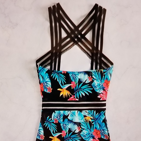 NWOT FLORAL ATHLETIC ONE Piece STRETCH SWIMSUIT CONTRAST MESH BATHING SUIT - Picture 13 of 13